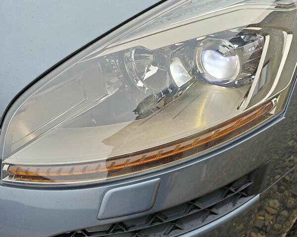 Серый Ситроен С4 Пикассо, объемом двигателя 1.6 л и пробегом 249 тыс. км за 6400 $, фото 5 на Automoto.ua