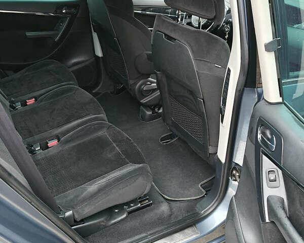 Серый Ситроен С4 Пикассо, объемом двигателя 1.6 л и пробегом 249 тыс. км за 6400 $, фото 11 на Automoto.ua