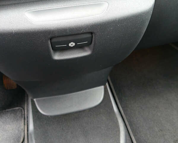 Серый Ситроен С4 Пикассо, объемом двигателя 1.6 л и пробегом 249 тыс. км за 6400 $, фото 14 на Automoto.ua