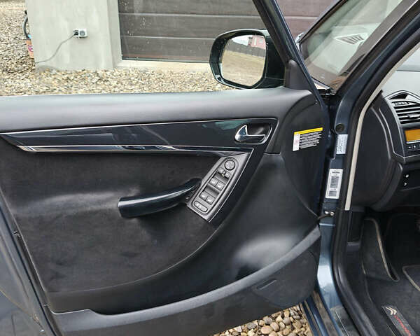 Серый Ситроен С4 Пикассо, объемом двигателя 1.6 л и пробегом 249 тыс. км за 6400 $, фото 8 на Automoto.ua