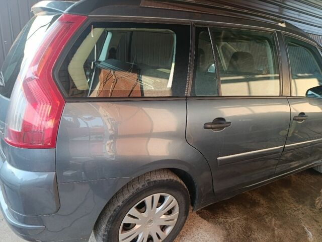 Серый Ситроен С4 Пикассо, объемом двигателя 1.6 л и пробегом 230 тыс. км за 4500 $, фото 6 на Automoto.ua