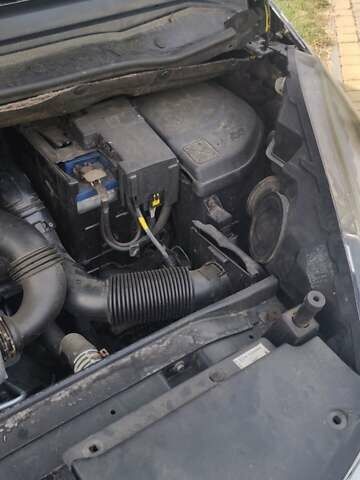 Сірий Сітроен С4 Пікассо, об'ємом двигуна 1.56 л та пробігом 221 тис. км за 4500 $, фото 4 на Automoto.ua