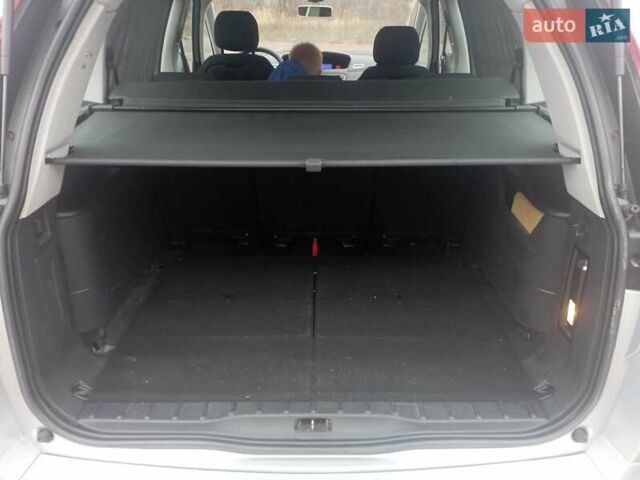 Серый Ситроен С4 Пикассо, объемом двигателя 1.6 л и пробегом 192 тыс. км за 4700 $, фото 6 на Automoto.ua