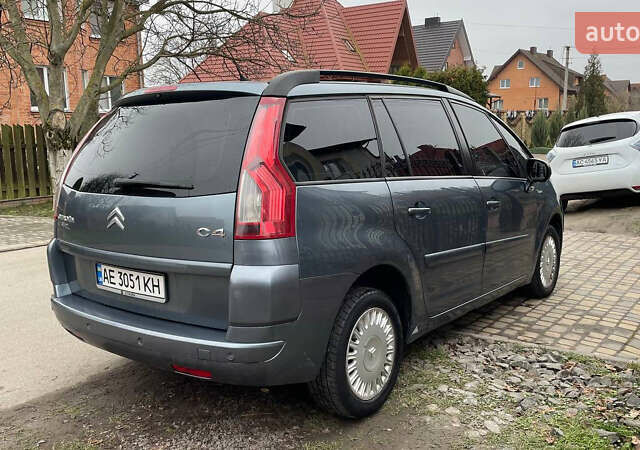 Сірий Сітроен С4 Пікассо, об'ємом двигуна 1.56 л та пробігом 245 тис. км за 5100 $, фото 5 на Automoto.ua