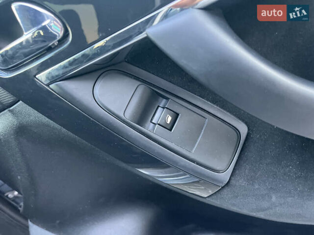 Серый Ситроен С4 Пикассо, объемом двигателя 1.6 л и пробегом 125 тыс. км за 5400 $, фото 48 на Automoto.ua