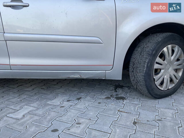 Сірий Сітроен С4 Пікассо, об'ємом двигуна 1.56 л та пробігом 353 тис. км за 4750 $, фото 4 на Automoto.ua