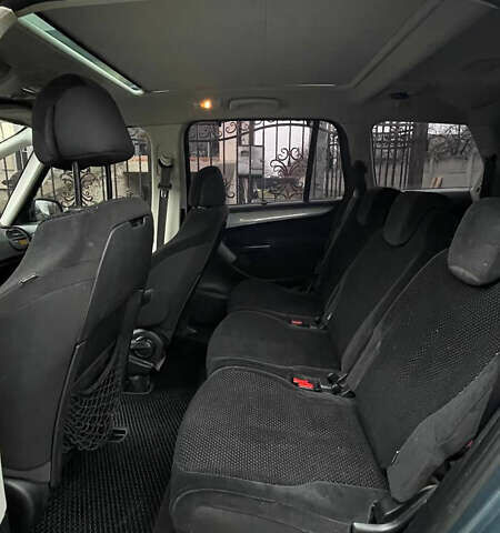 Сірий Сітроен С4 Пікассо, об'ємом двигуна 1.56 л та пробігом 245 тис. км за 5100 $, фото 15 на Automoto.ua