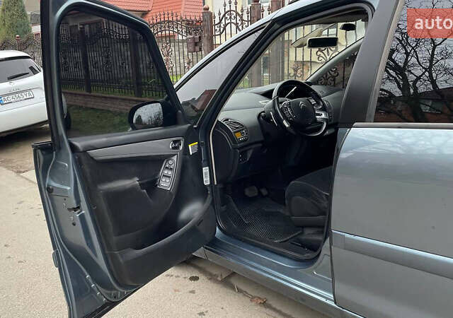 Сірий Сітроен С4 Пікассо, об'ємом двигуна 1.56 л та пробігом 245 тис. км за 5100 $, фото 12 на Automoto.ua