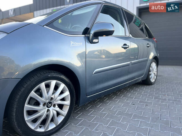 Серый Ситроен С4 Пикассо, объемом двигателя 1.6 л и пробегом 125 тыс. км за 5400 $, фото 6 на Automoto.ua