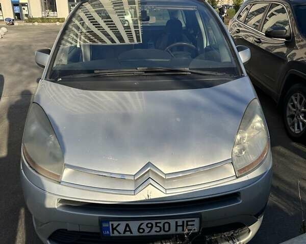 Серый Ситроен С4 Пикассо, объемом двигателя 1.6 л и пробегом 310 тыс. км за 5800 $, фото 3 на Automoto.ua