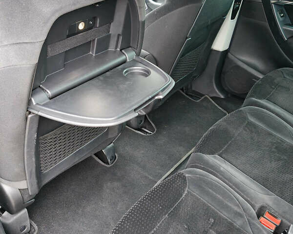 Серый Ситроен С4 Пикассо, объемом двигателя 1.6 л и пробегом 249 тыс. км за 6400 $, фото 18 на Automoto.ua