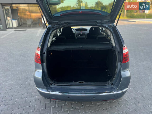 Серый Ситроен С4 Пикассо, объемом двигателя 1.6 л и пробегом 125 тыс. км за 5400 $, фото 62 на Automoto.ua