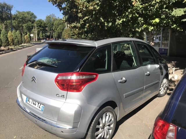 Сірий Сітроен С4 Пікассо, об'ємом двигуна 0 л та пробігом 312 тис. км за 3500 $, фото 2 на Automoto.ua