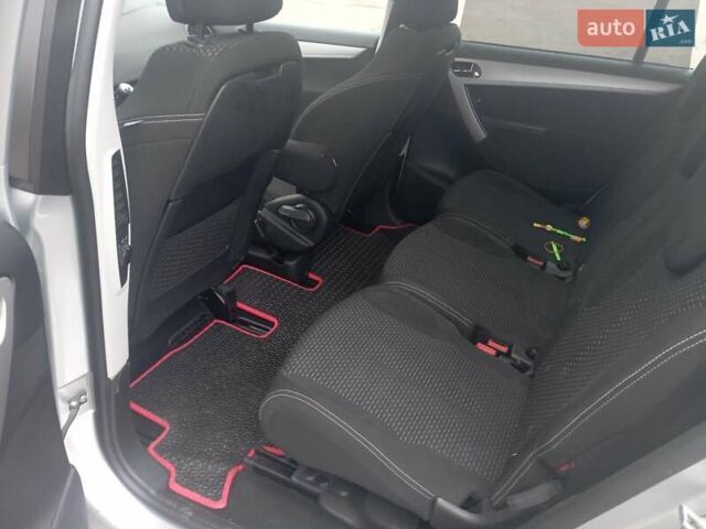 Серый Ситроен С4 Пикассо, объемом двигателя 1.6 л и пробегом 192 тыс. км за 4700 $, фото 7 на Automoto.ua