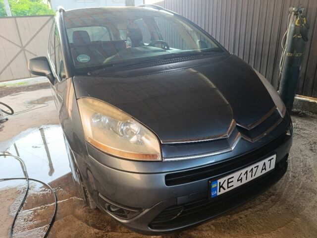 Серый Ситроен С4 Пикассо, объемом двигателя 1.6 л и пробегом 230 тыс. км за 4500 $, фото 1 на Automoto.ua