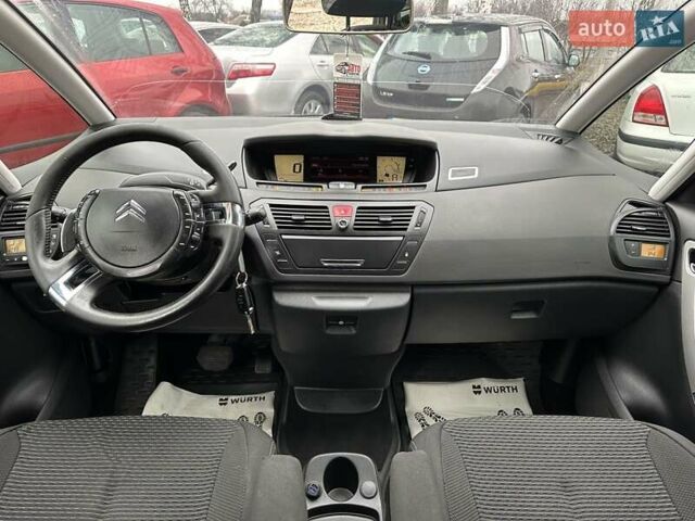 Серый Ситроен С4 Пикассо, объемом двигателя 1.6 л и пробегом 268 тыс. км за 7300 $, фото 4 на Automoto.ua