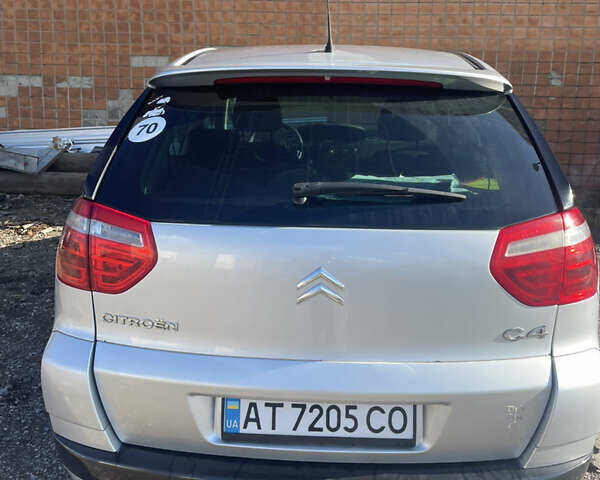 Сірий Сітроен С4 Пікассо, об'ємом двигуна 1.6 л та пробігом 266 тис. км за 4500 $, фото 1 на Automoto.ua