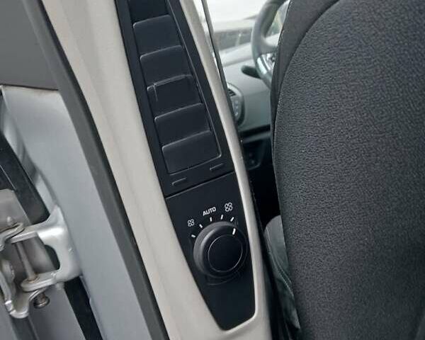 Серый Ситроен С4 Пикассо, объемом двигателя 1.56 л и пробегом 320 тыс. км за 5750 $, фото 12 на Automoto.ua