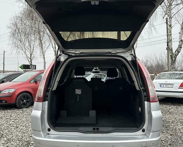 Серый Ситроен С4 Пикассо, объемом двигателя 1.6 л и пробегом 268 тыс. км за 7300 $, фото 21 на Automoto.ua