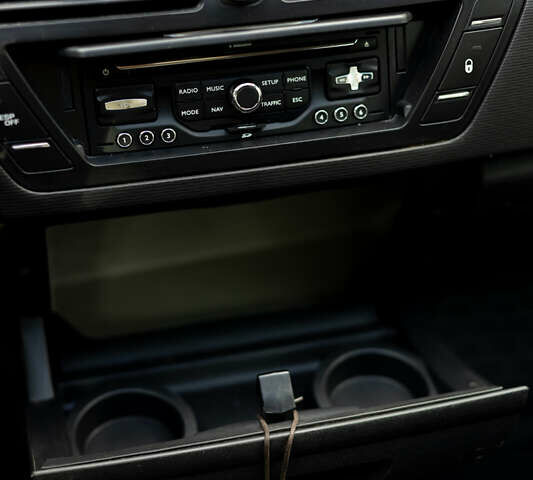 Серый Ситроен С4 Пикассо, объемом двигателя 1.6 л и пробегом 285 тыс. км за 5400 $, фото 12 на Automoto.ua