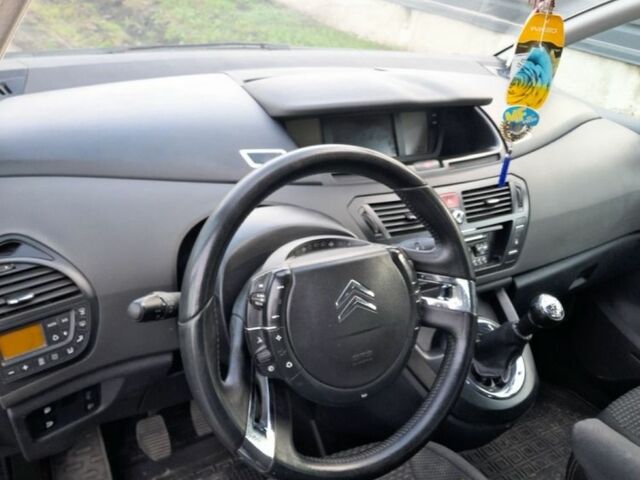 Сірий Сітроен С4 Пікассо, об'ємом двигуна 1.6 л та пробігом 292 тис. км за 6900 $, фото 5 на Automoto.ua