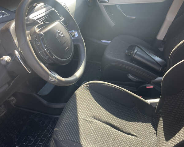 Сірий Сітроен С4 Пікассо, об'ємом двигуна 1.6 л та пробігом 266 тис. км за 4500 $, фото 13 на Automoto.ua