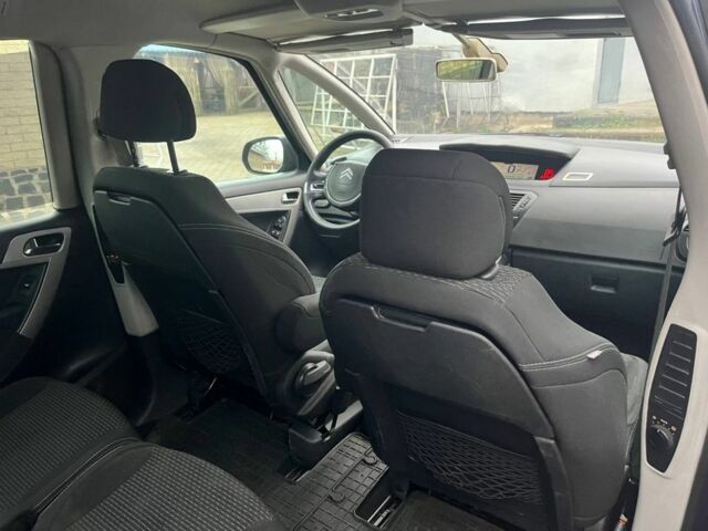 Серый Ситроен С4 Пикассо, объемом двигателя 1.6 л и пробегом 300 тыс. км за 2600 $, фото 12 на Automoto.ua