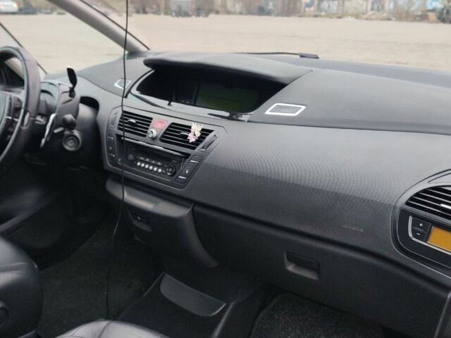 Сірий Сітроен С4 Пікассо, об'ємом двигуна 1.6 л та пробігом 220 тис. км за 6500 $, фото 10 на Automoto.ua