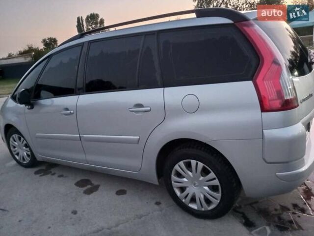 Серый Ситроен С4 Пикассо, объемом двигателя 1.56 л и пробегом 305 тыс. км за 6500 $, фото 1 на Automoto.ua