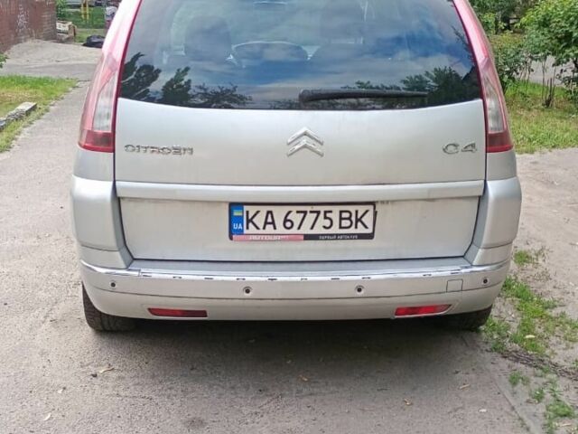 Серый Ситроен С4 Пикассо, объемом двигателя 1.6 л и пробегом 255 тыс. км за 3600 $, фото 11 на Automoto.ua