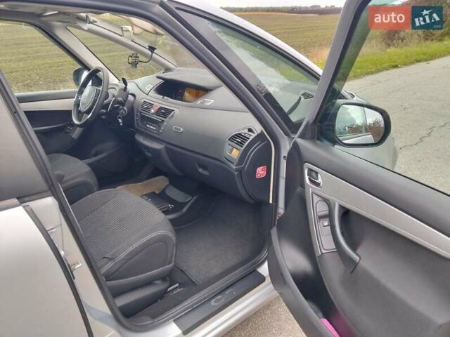 Серый Ситроен С4 Пикассо, объемом двигателя 1.6 л и пробегом 260 тыс. км за 7300 $, фото 9 на Automoto.ua