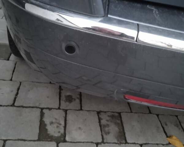 Серый Ситроен С4 Пикассо, объемом двигателя 1.56 л и пробегом 252 тыс. км за 5400 $, фото 11 на Automoto.ua