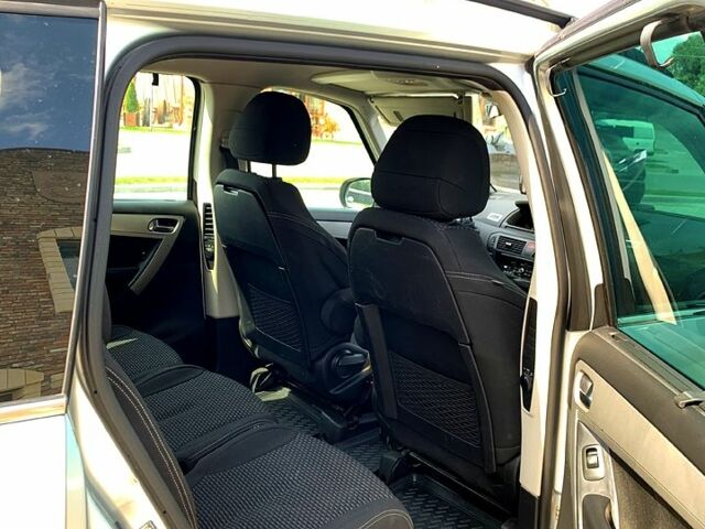 Серый Ситроен С4 Пикассо, объемом двигателя 1.6 л и пробегом 260 тыс. км за 6200 $, фото 9 на Automoto.ua