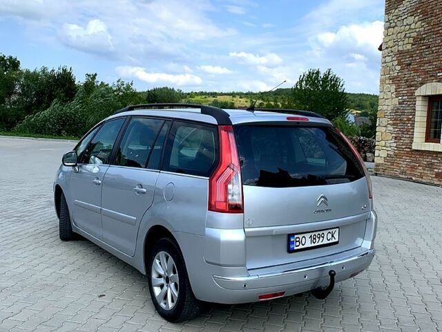 Серый Ситроен С4 Пикассо, объемом двигателя 1.6 л и пробегом 260 тыс. км за 6200 $, фото 4 на Automoto.ua