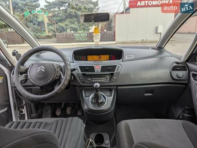 Серый Ситроен С4 Пикассо, объемом двигателя 1.6 л и пробегом 212 тыс. км за 3000 $, фото 9 на Automoto.ua