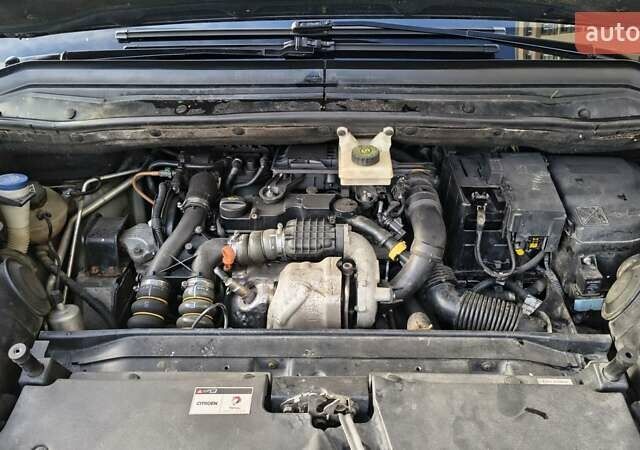 Сірий Сітроен С4 Пікассо, об'ємом двигуна 1.56 л та пробігом 300 тис. км за 6499 $, фото 29 на Automoto.ua