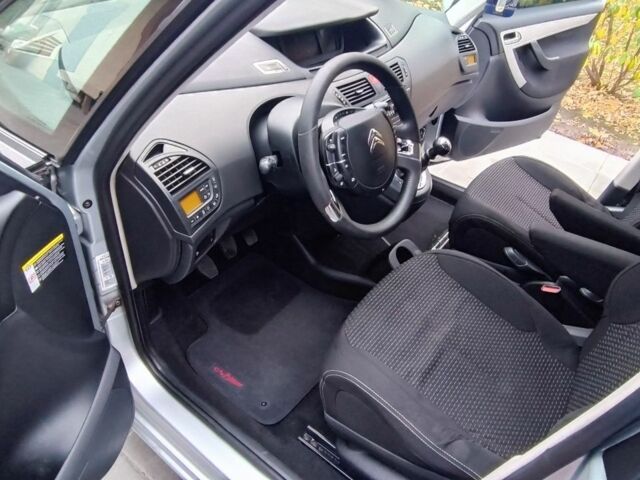 Сірий Сітроен С4 Пікассо, об'ємом двигуна 1.6 л та пробігом 237 тис. км за 6850 $, фото 3 на Automoto.ua