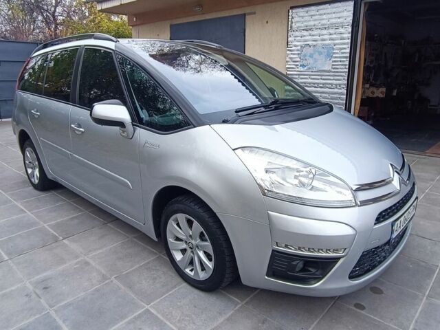 Сірий Сітроен С4 Пікассо, об'ємом двигуна 1.6 л та пробігом 237 тис. км за 6850 $, фото 7 на Automoto.ua