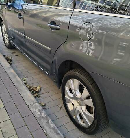 Сірий Сітроен С4 Пікассо, об'ємом двигуна 1.56 л та пробігом 300 тис. км за 6499 $, фото 6 на Automoto.ua