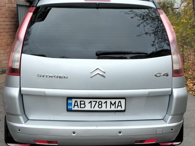 Серый Ситроен С4 Пикассо, объемом двигателя 1.6 л и пробегом 296 тыс. км за 5850 $, фото 2 на Automoto.ua