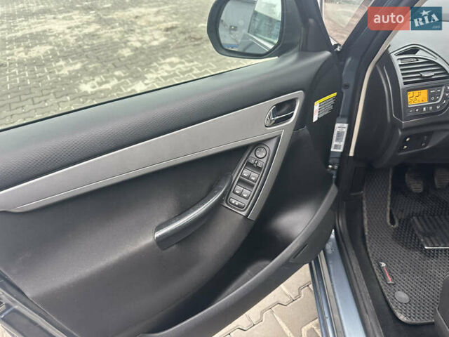 Серый Ситроен С4 Пикассо, объемом двигателя 1.56 л и пробегом 222 тыс. км за 6900 $, фото 33 на Automoto.ua