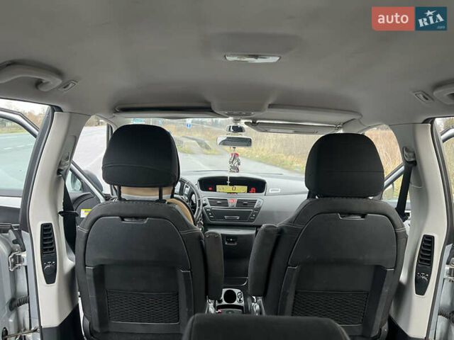 Серый Ситроен С4 Пикассо, объемом двигателя 1.6 л и пробегом 317 тыс. км за 6500 $, фото 14 на Automoto.ua