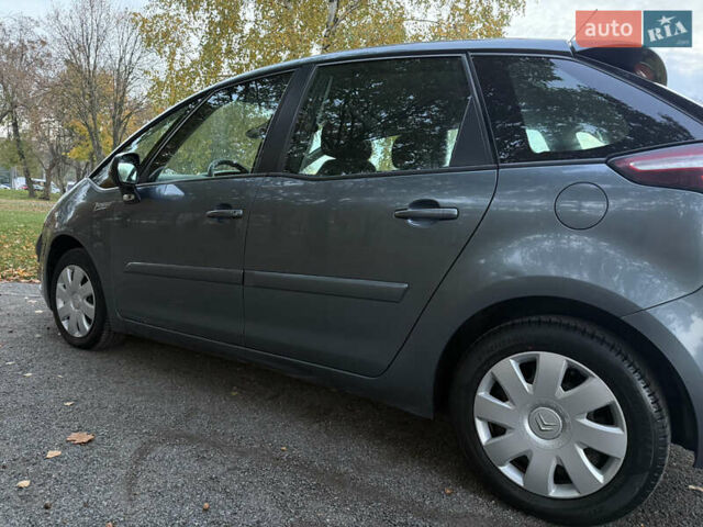 Ситроен С4 Пикассо 2011 в Хмельницком на Automoto.ua Серый Ситроен С4 Пикассо, объемом двигателя 1.6 л и пробегом 190 тыс. км за 4800 $, фото 22 на Automoto.ua