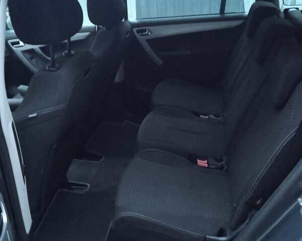 Серый Ситроен С4 Пикассо, объемом двигателя 1.56 л и пробегом 252 тыс. км за 5400 $, фото 19 на Automoto.ua