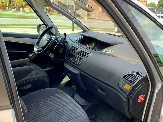 Серый Ситроен С4 Пикассо, объемом двигателя 1.6 л и пробегом 260 тыс. км за 6200 $, фото 5 на Automoto.ua