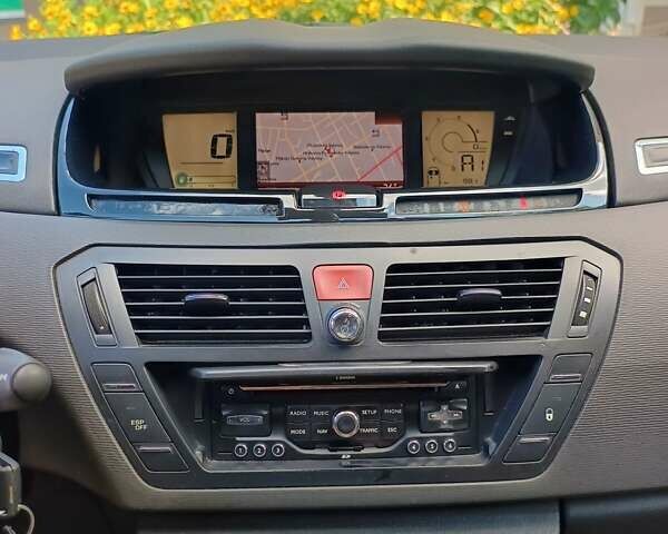 Сірий Сітроен С4 Пікассо, об'ємом двигуна 1.6 л та пробігом 332 тис. км за 7400 $, фото 16 на Automoto.ua