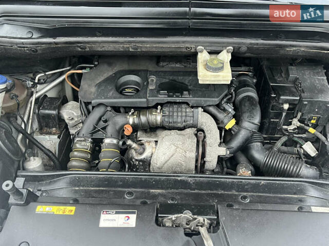Серый Ситроен С4 Пикассо, объемом двигателя 1.6 л и пробегом 317 тыс. км за 6500 $, фото 22 на Automoto.ua