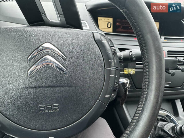 Серый Ситроен С4 Пикассо, объемом двигателя 1.56 л и пробегом 222 тыс. км за 6900 $, фото 40 на Automoto.ua