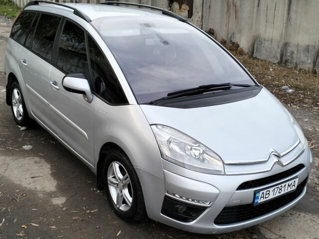 Серый Ситроен С4 Пикассо, объемом двигателя 1.6 л и пробегом 296 тыс. км за 5850 $, фото 1 на Automoto.ua