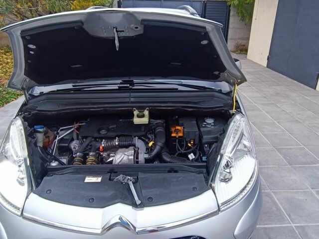 Сірий Сітроен С4 Пікассо, об'ємом двигуна 1.6 л та пробігом 237 тис. км за 6850 $, фото 2 на Automoto.ua